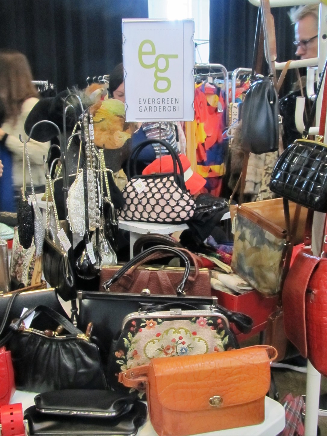 Retromessut 2018 laukut EG evergreen garderobi