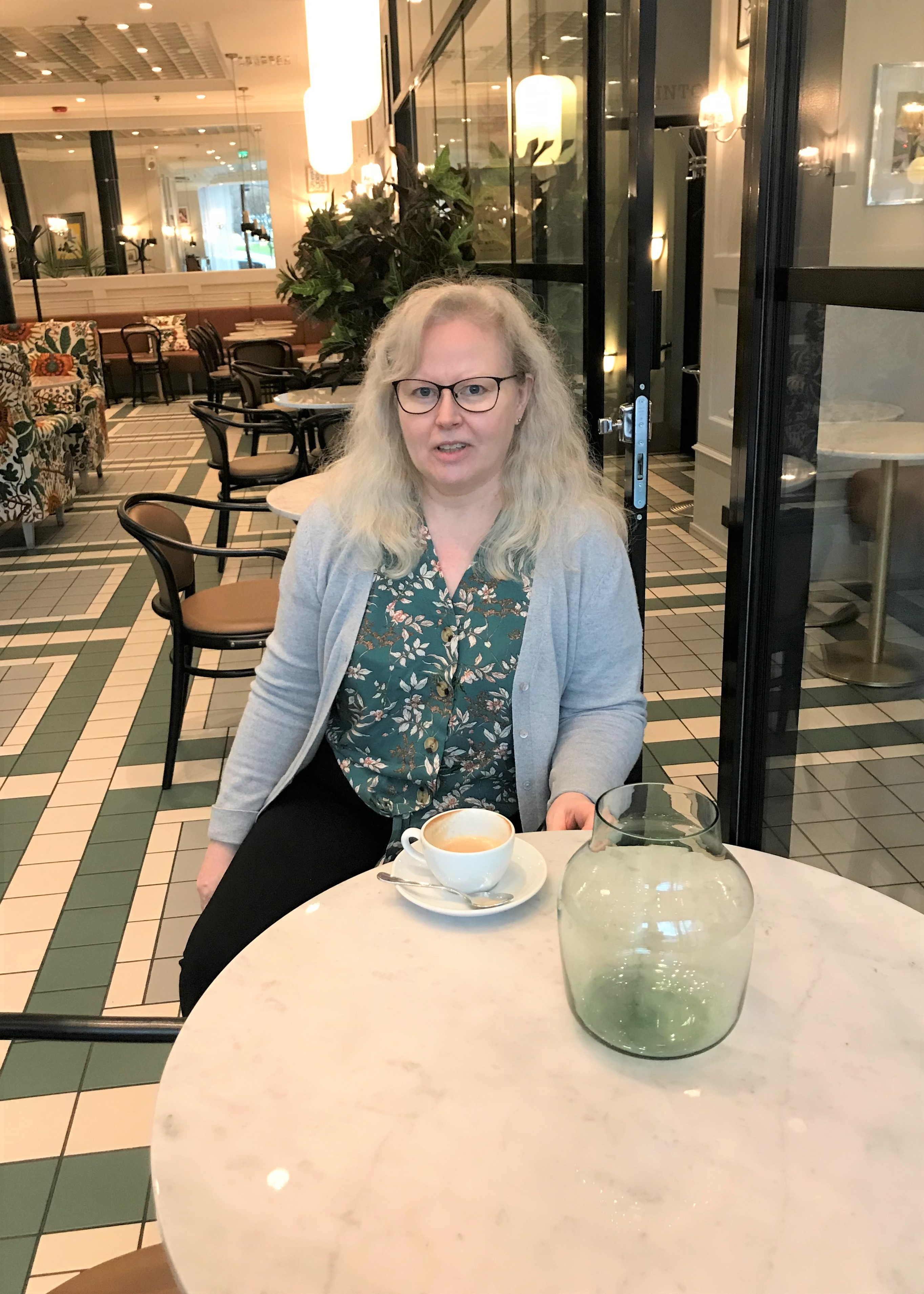 Lindex lyhythiha petrooli istuen rillit