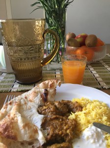 Kamppi Namaskaar annos pöydässä